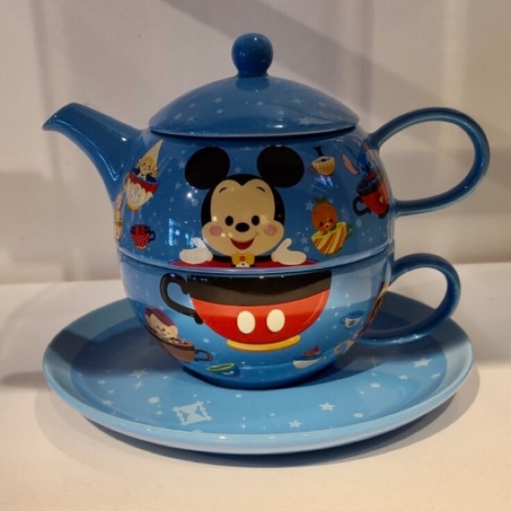NWT. Disney teapot & saucer set with artwork by Disney artist Jerrod Maruyama.